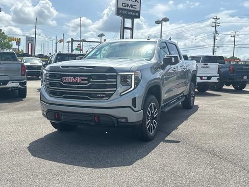 New 2026 GMC Sierra 1500 AT4 w/ AT4 Premium Package AWD/4WD image 8