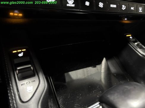 Used 2022 Kia Telluride SX w/ SX Prestige Package image 36