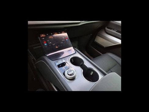 New 2026 Cadillac Vistiq Sport AWD/4WD image 15