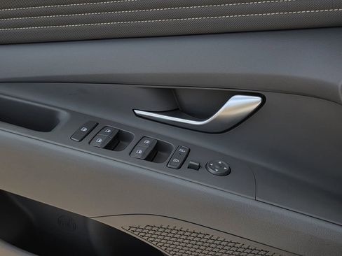 New 2026 Hyundai Elantra SEL Sport image 15