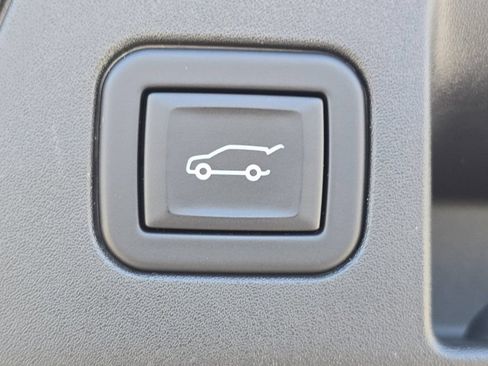 Used 2023 Buick Envision Preferred AWD/4WD image 20