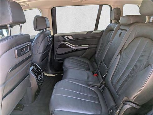Used 2019 BMW X7 xDrive40i w/ Premium Package AWD/4WD image 19