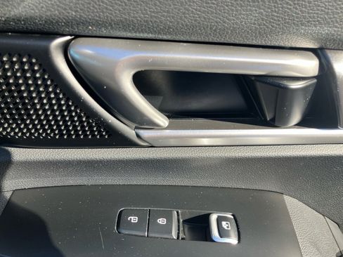 Used 2023 Kia Telluride S image 33