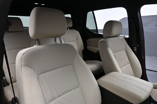 Used 2023 Chevrolet Traverse LS w/ Midnight/Sport Edition FWD image 34