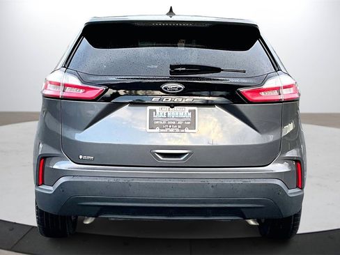 Used 2021 Ford Edge SE w/ Cargo Accessory Package image 7
