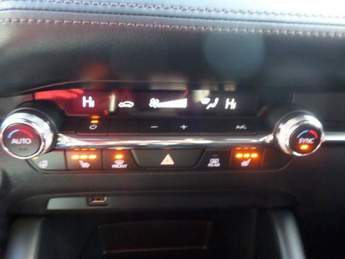 Used 2021 MAZDA MAZDA3 AWD 2.5 Turbo Hatchback image 11