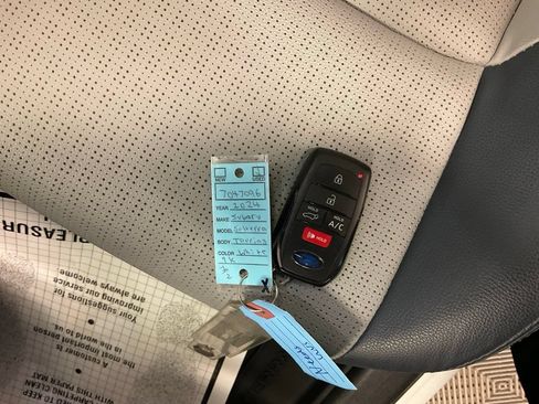 Used 2024 Subaru Solterra w/ Touring Package AWD/4WD image 32