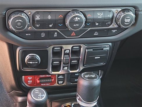 New 2026 Jeep Wrangler Unlimited Rubicon image 26