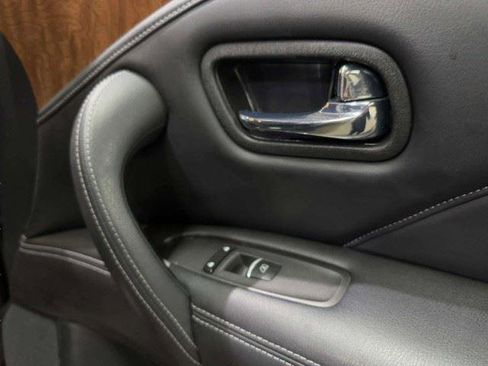 Used 2018 INFINITI QX80 2WD image 59