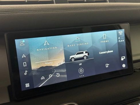 Used 2020 Land Rover Defender 110 First Edition image 32