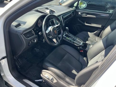 Used 2018 Porsche Macan S AWD/4WD image 11