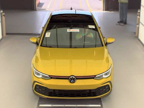 Used 2022 Volkswagen GTI Autobahn FWD image 5