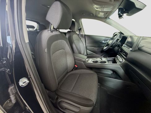 Used 2023 Hyundai Kona SE w/ Cargo Package image 29