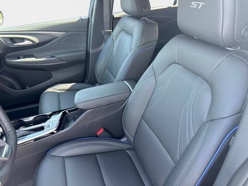 New 2026 Buick Envista Sport Touring w/ Convenience I Package FWD image 19