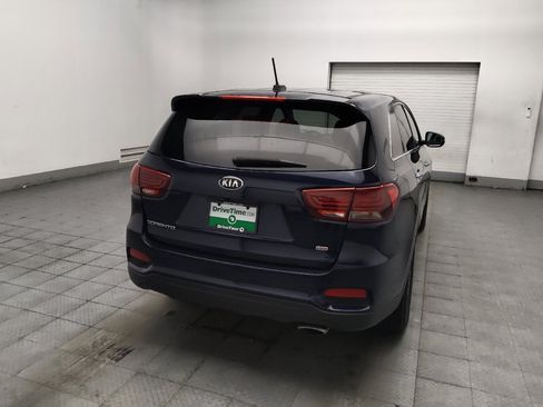 Used 2020 Kia Sorento LX FWD image 7