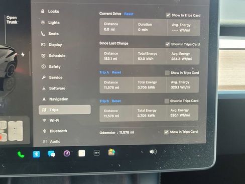Used 2025 Tesla Model Y Performance AWD/4WD image 15