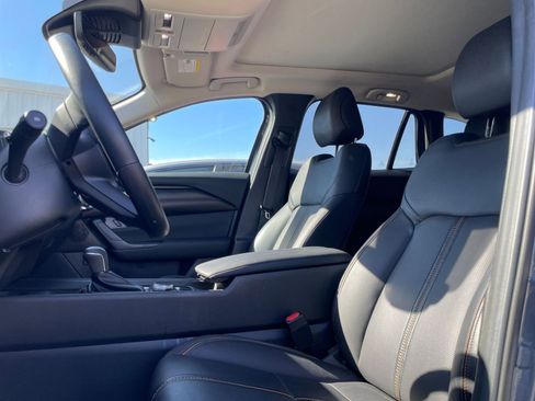 Used 2025 MAZDA CX-50 2.5 Hybrid w/ Premium Plus Pkg image 28