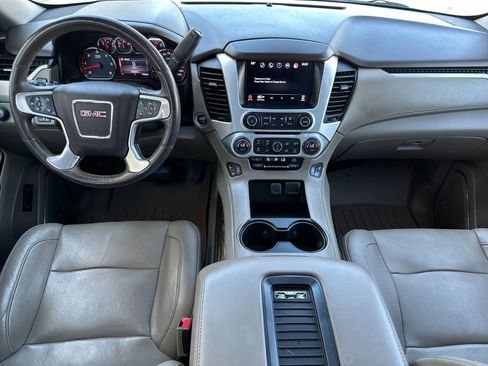 Used 2016 GMC Yukon SLT w/ Open Road Package RWD image 12