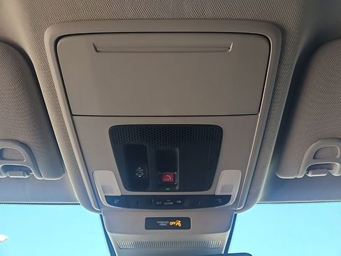 Used 2023 Honda Accord Touring image 24