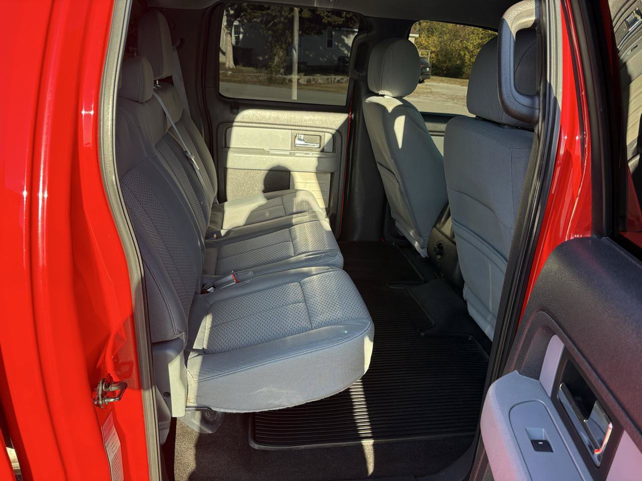 Used 2014 Ford F150 XLT w/ XLT Convenience Package RWD image 11