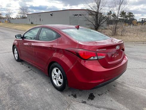 Used 2014 Hyundai Elantra SE image 45