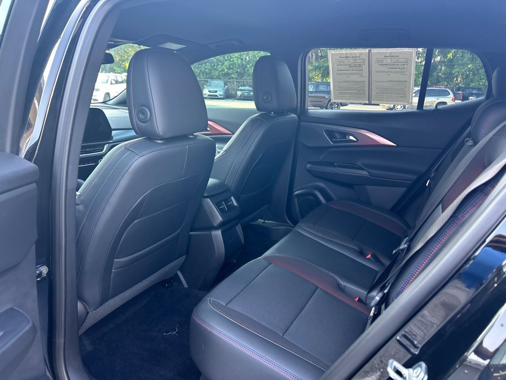 Used 2024 Chevrolet Equinox EV RS FWD image 32