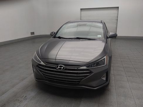 Used 2020 Hyundai Elantra SEL image 15