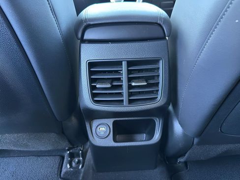 Used 2022 Kia Seltos SX AWD/4WD image 18