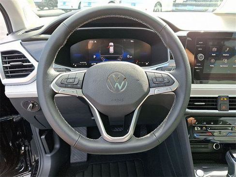 New 2025 Volkswagen Taos SE image 17