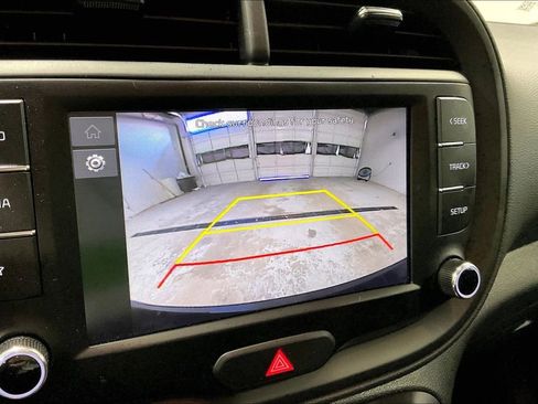 Used 2025 Kia Soul LX FWD image 27