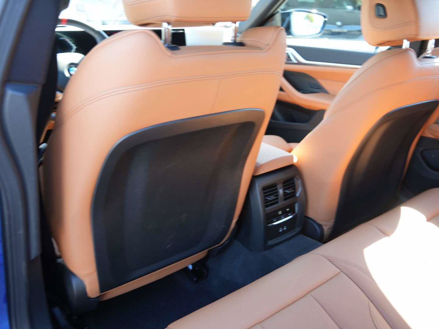Used 2026 BMW M440i RWD image 9