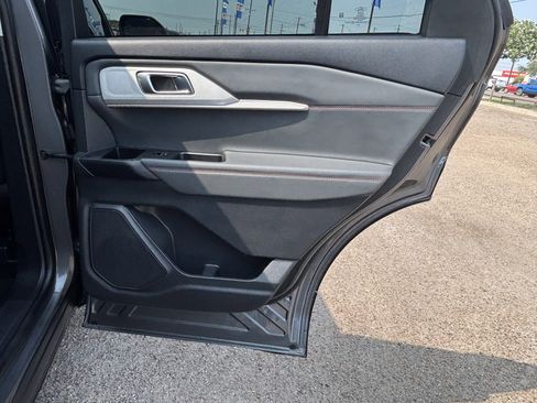 Certified 2025 Ford Explorer Active RWD image 21