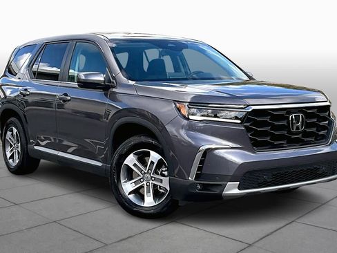 Certified 2025 Honda Pilot EX-L image 2