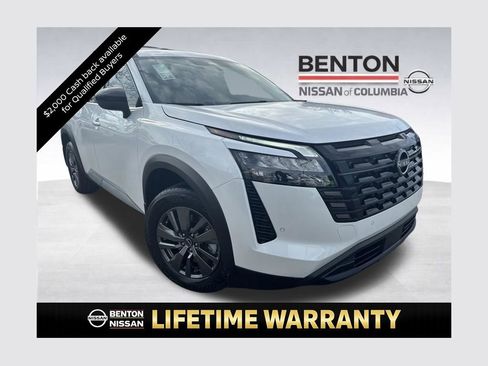 New 2026 Nissan Pathfinder SV image 1