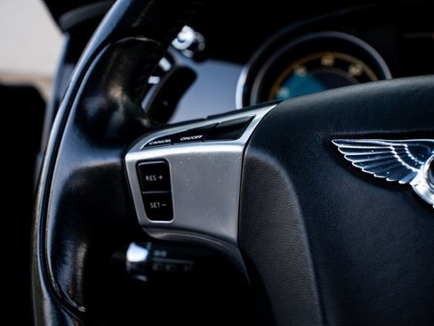 Used 2015 Bentley Flying Spur V8 AWD/4WD image 24