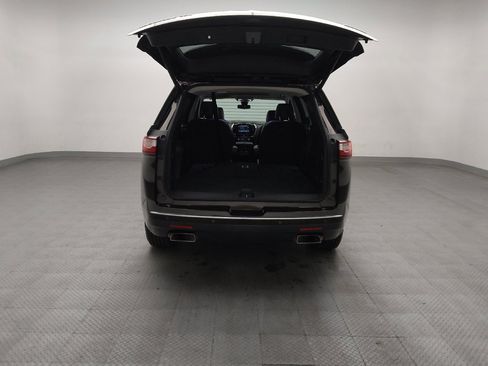 Used 2018 Chevrolet Traverse Premier AWD/4WD image 29