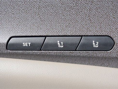 New 2026 Kia Carnival EX image 23