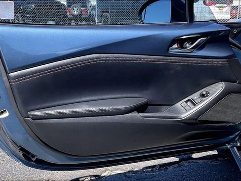 Used 2016 MAZDA MX-5 Miata Grand Touring RWD image 18