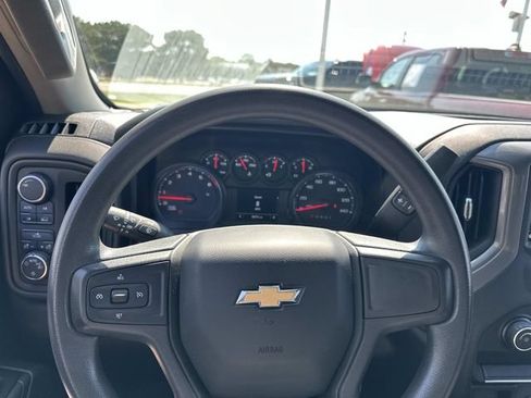 Used 2019 Chevrolet Silverado 1500 Custom w/ Custom Value Package AWD/4WD image 22
