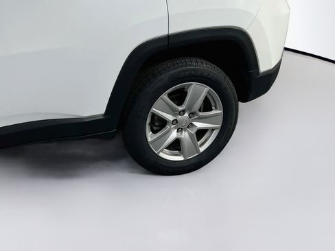 Used 2022 Jeep Compass Latitude w/ Convenience Group AWD/4WD image 28