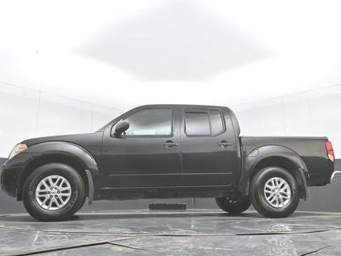 Used 2015 Nissan Frontier SV AWD/4WD image 40