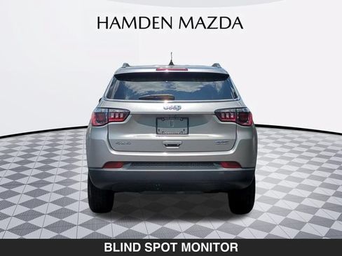 Used 2022 Jeep Compass Latitude AWD/4WD image 4