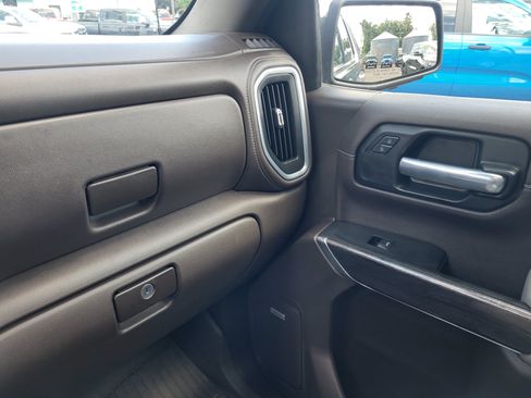 Used 2021 Chevrolet Silverado 1500 LTZ w/ LTZ Premium Package AWD/4WD image 26