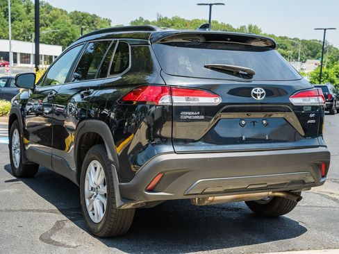 Used 2022 Toyota Corolla Cross LE AWD/4WD image 5