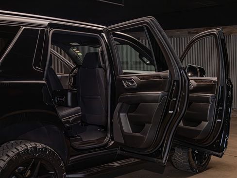 Used 2024 Chevrolet Tahoe LS w/ Driver Alert Package RWD image 31