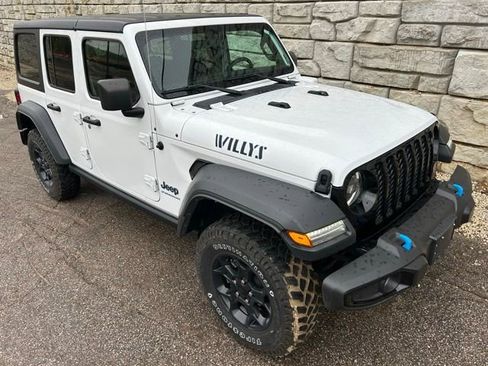 Certified 2023 Jeep Wrangler Unlimited w/ 8.4" Radio Group AWD/4WD image 7