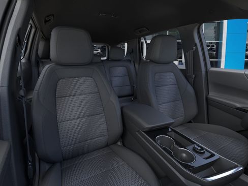 New 2026 Chevrolet Equinox LT w/ Safety and Technology Package image 18