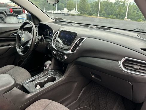 Used 2022 Chevrolet Equinox LT AWD/4WD image 16