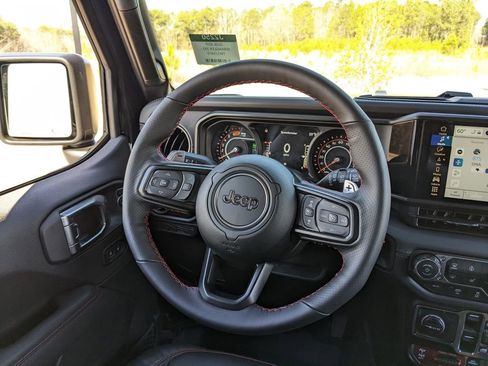 New 2026 Jeep Wrangler Unlimited Rubicon 392 image 27