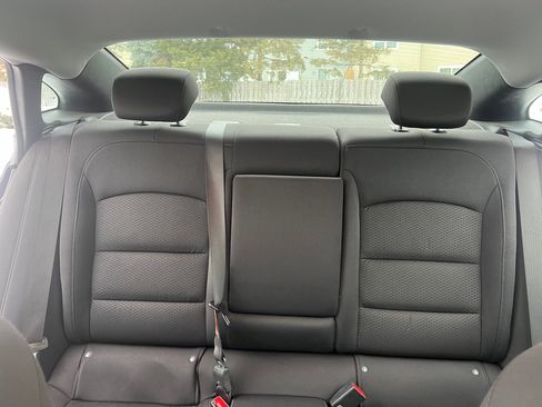 Used 2023 Chevrolet Malibu LT image 34